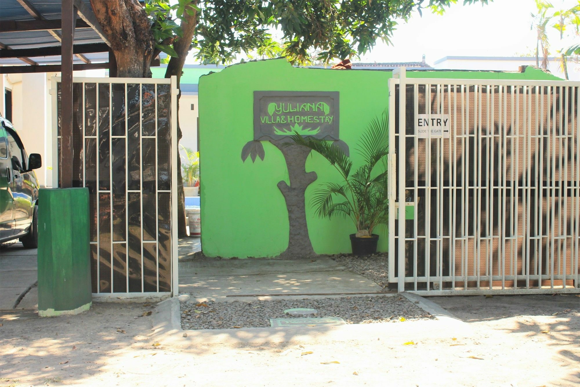 Yuliana Homestay Sanur Eksteriør bilde